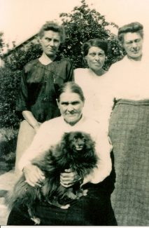 Grt Grandmother Louisa with her 3 daughters, Charlotte, Florence and Ellen Grt Grandmother Louisa with her 3 daughters, Charlotte, Florence and Ellen | Ellen English Family